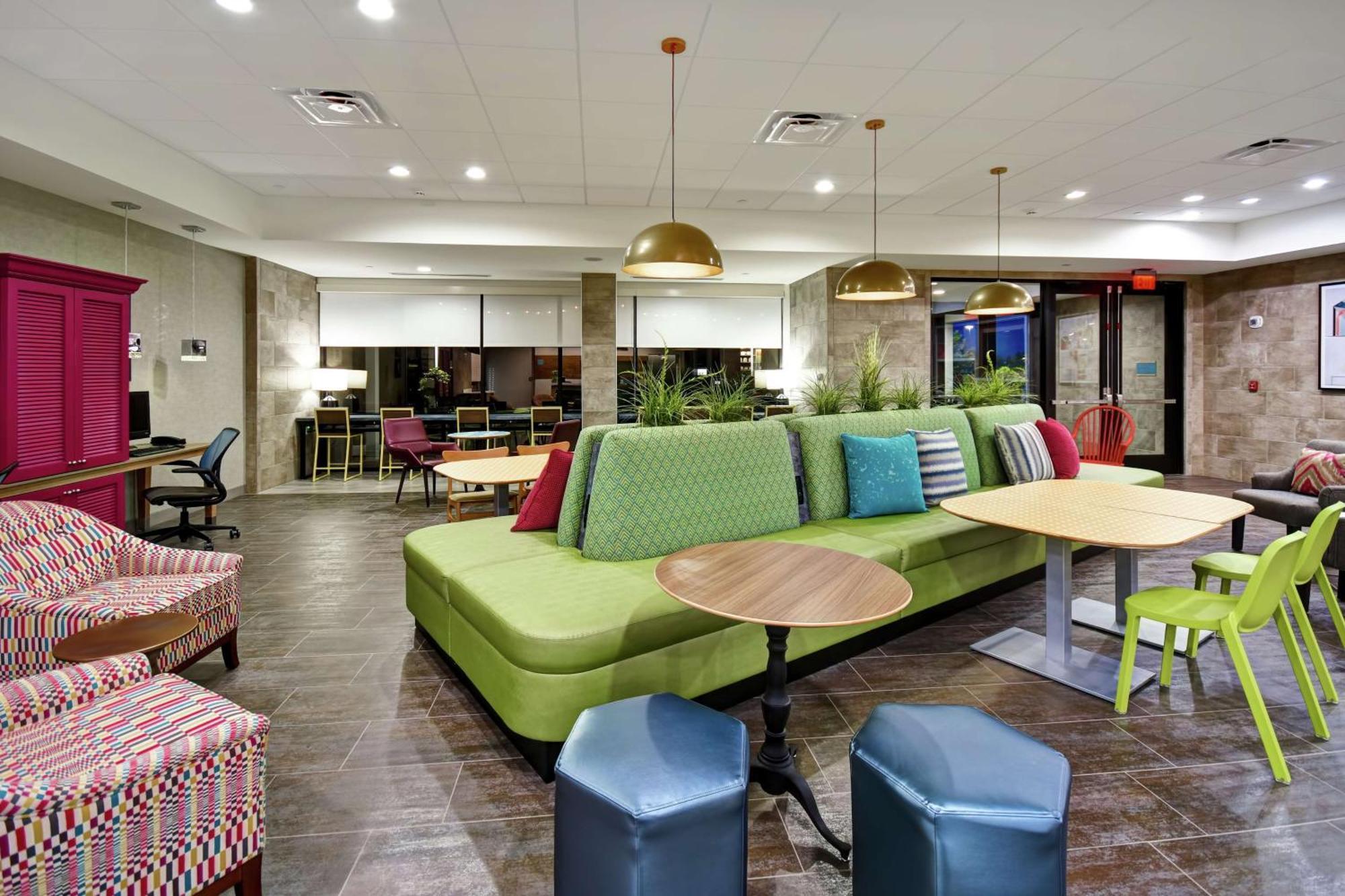 Home2 Suites By Hilton Frankfort Bagian luar foto