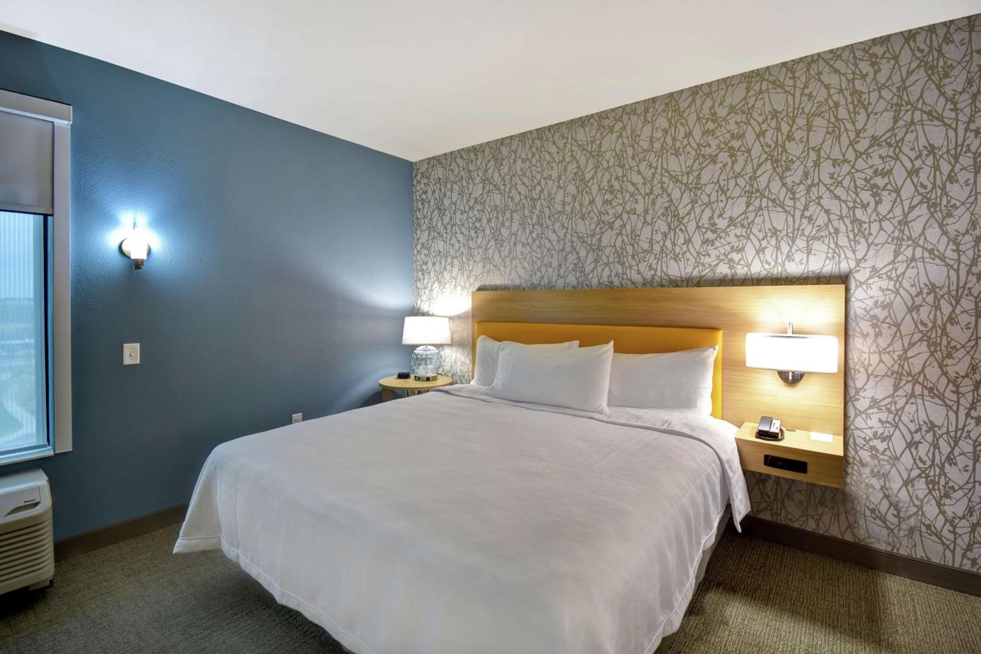 Home2 Suites By Hilton Frankfort Bagian luar foto